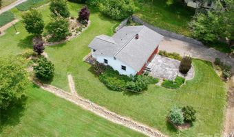 20 Ridge Cross Rd, Asheville, NC 28805