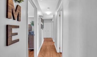 23 Pelican Dr, Bayville, NJ 08721