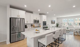 43812 MIDDLEWAY Ter, Ashburn, VA 20147