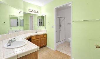 11714 Oak St, Apple Valley, CA 92308