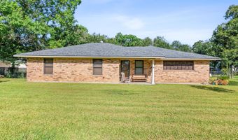 1912 Mimosa St, Abbeville, LA 70510