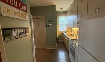 610 N 5th St, Atchison, KS 66002