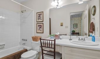 107 Forestdale Dr, Boiling Springs, SC 29316