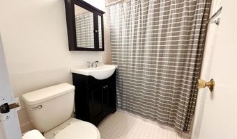 1111 ARLINGTON Blvd 615, Arlington, VA 22209