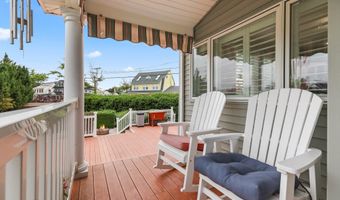 707 N Lake Dr, Belmar, NJ 07719