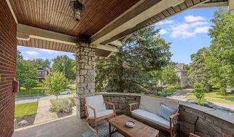 3180 Penrose Pl, Cincinnati, OH 45211