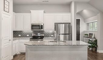 109 Gateway Dr, Alvarado, TX 76009
