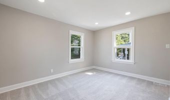4914 22ND St N, Arlington, VA 22207