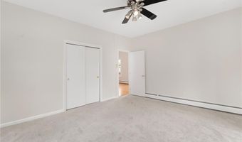 91 Warren Ave, Cranston, RI 02920