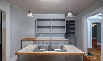 231 S Poplar St, Athens, GA 30601