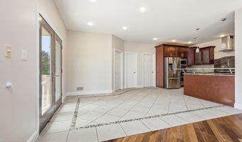 646 Compass Ave, Beachwood, NJ 08722