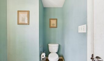 1176 W 6TH St, Laurel, DE 19956