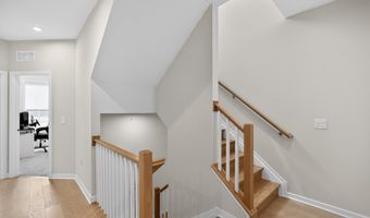 43498 MADISON SPRINGS Ter, Ashburn, VA 20148