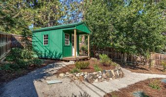 565 Ashland St, Ashland, OR 97520