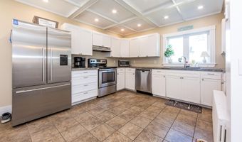 11 Roberts Ave, Bar Harbor, ME 04609