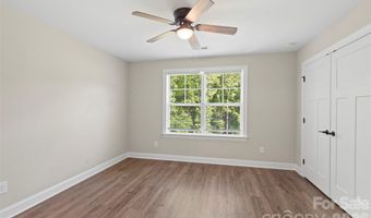 1607 Freemont Dr, Alexis, NC 28006