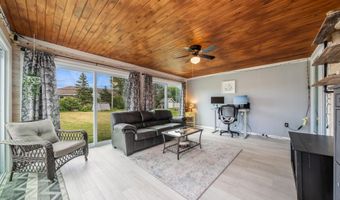 3030 N MORRISON St, Appleton, WI 54911