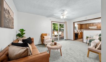 911 N Wirth St, Augusta, KS 67010