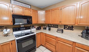 517 TANGLEWOOD Dr, Auburndale, FL 33823