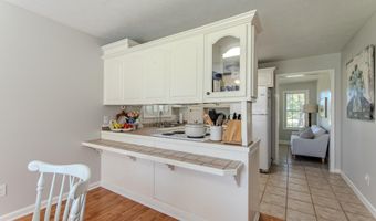 224 WILLOW Dr, Adamsville, TN 38310