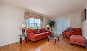 102 LEWIS Ct, Bear, DE 19701