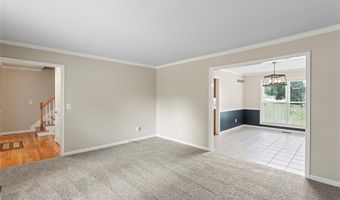 6029 Terri Lynn Dr, Affton, MO 63123