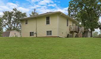 26689 W Pine St, Antioch, IL 60002