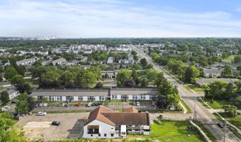 4588 Kenny Rd, Columbus, OH 43220