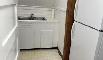 706 S 9th St, Aberdeen, SD 57401