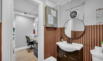 33 N Morris St, Andover, NJ 07801