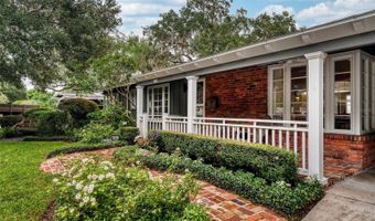 1811 MAPLEWOOD Dr, Orlando, FL 32803