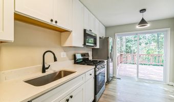 43866 LABURNUM Sq, Ashburn, VA 20147
