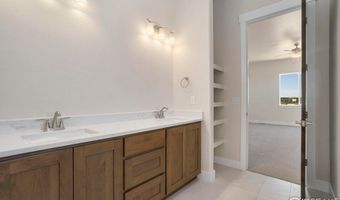 24113 E 36th Pl, Aurora, CO 80019