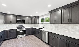 789 Lake St, Angola, NY 14006