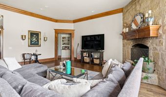 1739 Gateway Rd, Ardmore, OK 73401