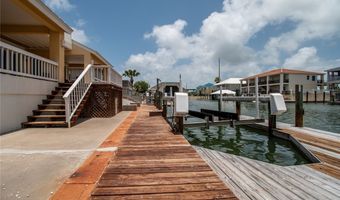 129 Sea Breeze Dr, Aransas Pass, TX 78336