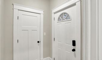 2709 E Lynn St, Anderson, IN 46016