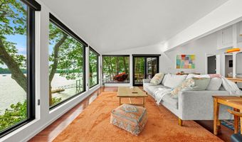 145 Rock Haven Dr, Bath, ME 04530