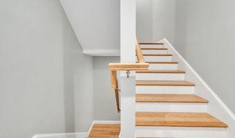 189 Trenton St 4, Boston, MA 02128