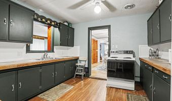 330 Catherine Ct, Allegan, MI 49010