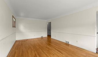 25542 W Warren St, Dearborn Heights, MI 48127