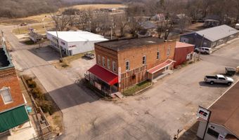 14 Court Sq, Alton, MO 65606