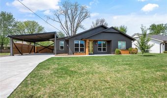 1808 SW D St, Bentonville, AR 72712