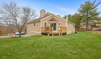 7 Silversmith Dr, Danbury, CT 06811