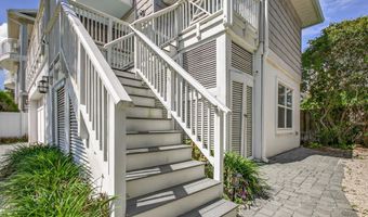 1766 BEACH Ave, Atlantic Beach, FL 32233