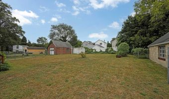 30 HENDRICKSON Ave B, Bellmawr, NJ 08031