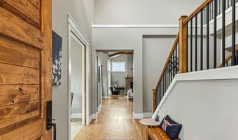 61333 Kindle Rock Loop, Bend, OR 97702