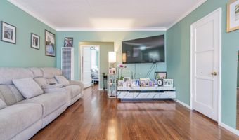 5924 S Fairfax Ave, Los Angeles, CA 90056