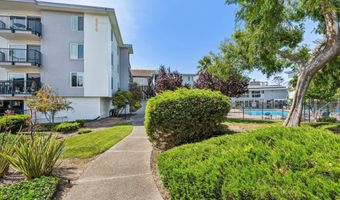 960 Shorepoint Ct 120, Alameda, CA 94501