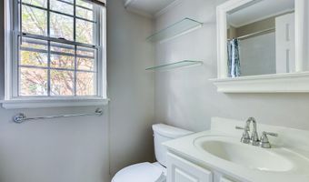 2991 S COLUMBUS St B2, Arlington, VA 22206
